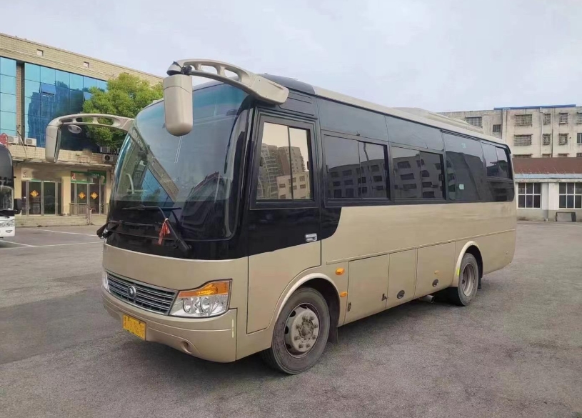 北京旅游租车公司租车一天多少钱