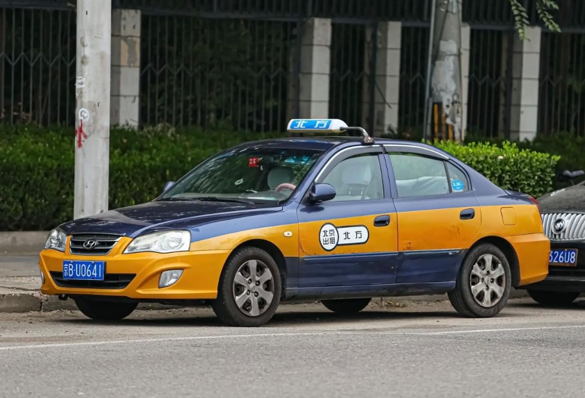 北京出租车租赁多少钱